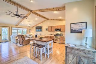 2 Mi to Beech Mtn Family Retreat with Fire Pit - Beech Mountain - 2
