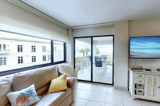 Siesta Sands Beach Resort 4th Floor with Elevator - Sarasota - 2