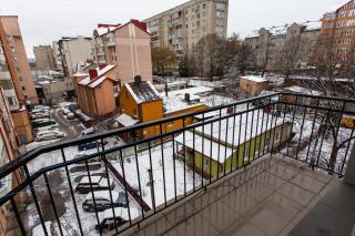 Подобово в Центрі поряд ЖД - Ternopil - 3