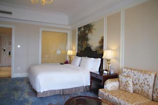 Crowne Plaza Ocean Spring Resort by IHG - Jimo - 3
