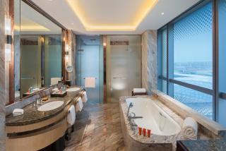 Crowne Plaza Dalian Sports Center by IHG - 4