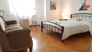 Teal Apartment - Athens Center, 4 BD, 2 BATH - 4