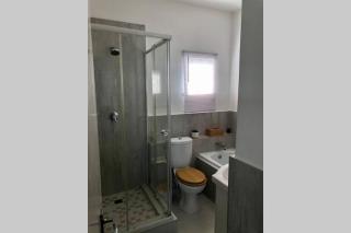 42 Thira - Beautiful Beach apartment - Ballito - 6