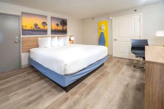 Days Inn by Wyndham Atlanta Stone Mountain - Stone Mountain - 2