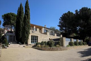Magnifique Villa avec piscine à débordement à Maussane les Alpilles - Maussane les Alpilles - 9