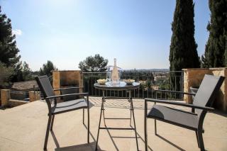 Magnifique Villa avec piscine à débordement à Maussane les Alpilles - Maussane les Alpilles - 2