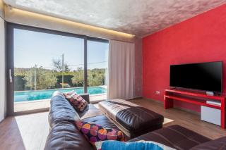 Villa with pool and private garden in Rovinj - 1