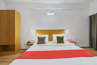 Kanak Beacon Hotel - Ashram Road Ahmedabad - Ahmedabad - 4