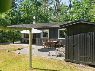 4 person holiday home in Aakirkeby - Vester Sømarken - 9