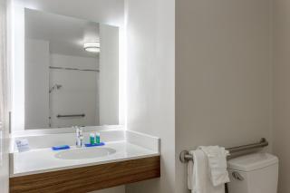 Holiday Inn Express & Suites Vandalia by IHG - Vandalia - 5
