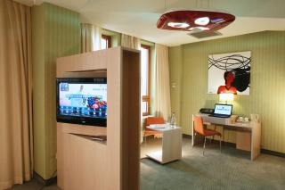 Hotel Golden Tulip Ana Tower Sibiu - Sibiu - 8
