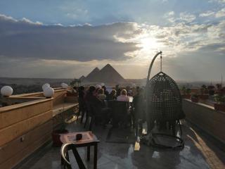 Gardenia Pyramids view inn - 2