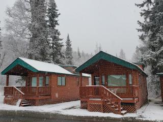 Gwin's Lodge & Roadhouse - 3