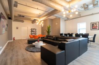 Penthouse of Joy with over 4000 games! - Chicago - 5