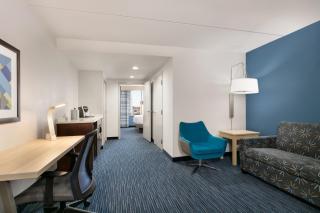 Holiday Inn Express Hotel & Suites Norfolk Airport by IHG - Norfolk - 9
