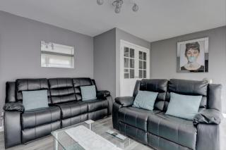 Sunderland Self Catering 4 - City Centre Townhouse with free parking - Sunderland - 0