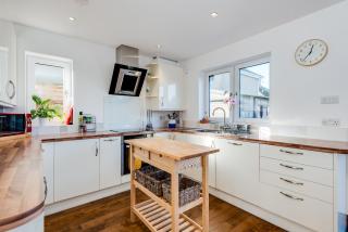 Charming 3 Bedroom House garden & parking - next to CS Lewis Nature Reserve - Oxford - 3