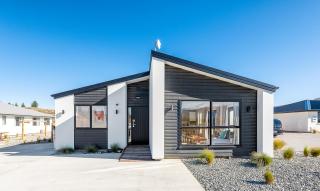 Alpine Star - Lake Tekapo - 0