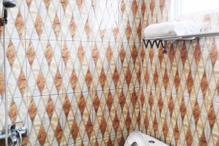 Pertiwi Homestay Near Museum Angkut Batu Mitra RedDoorz - Malang - 1