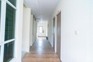 77 Guest House Serpong Mitra RedDoorz - Jakarta - 7