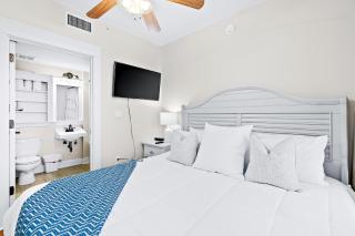 Sandestin Baytowne Wharf - Observation Point South #471 - 6