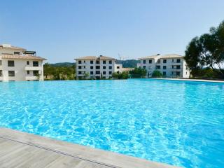 Domaine Arca T2 neuf standing piscine tennis - Porto Vecchio - 9