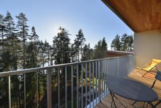 Element Lakeside Apartments - 1