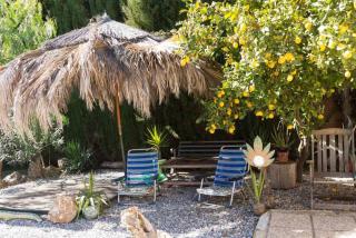 Charming Villa in Padul with Mountain View and Private Pool - El Padul - 7