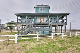 Steps to Surfside Beach Idyllic Gulf Coast Escape - 0