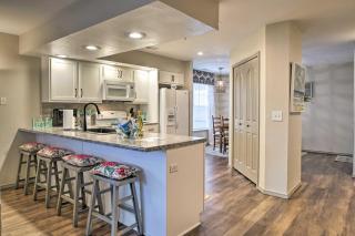 Lakefront Branson Condo with Porch and Dock Access - Branson - 4