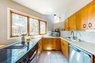Architect's Masterpiece Black Butte - 1