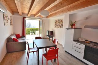 Red Apartment in Marciaga di Costermano - 4