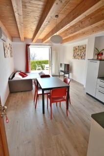 Red Apartment in Marciaga di Costermano - Costermano - 1