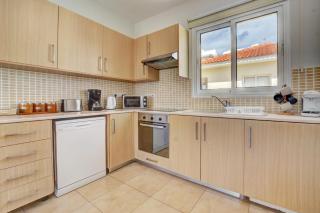 ♥ Sunny&Cozy Family Apartment ★ Walk to the Beach☼ - Paralimni - 4