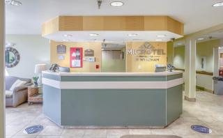 Microtel Inn & Suites by Wyndham Gulf Shores - Gulf Shores - 6