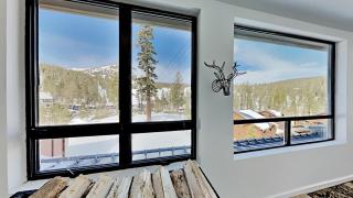 Great 3 Bedroom Condo with Washer and Dryer! - Mammoth Lakes - 4