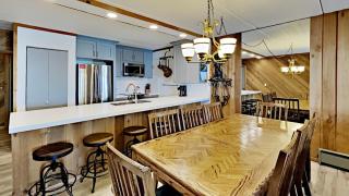 Great 3 Bedroom Condo with Washer and Dryer! - Mammoth Lakes - 3