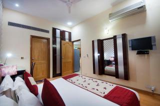 Imperial Apartments Huda City - 2