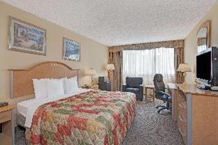 Best Western Rutgers University Hotel - 6