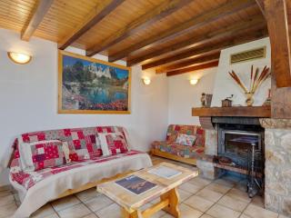 Modern Holiday Home with Balcony - Montagny - 6