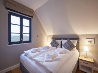 Reetland am Meer - Premium Reetdachvilla mit 3 Schlafzimmern, Sauna und Kamin F10 - Dranske - 2