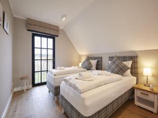 Reetland am Meer - Luxus Reetdachvilla mit 3 Schlafzimmern, Sauna und Kamin F12 - Dranske - 3