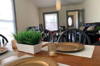 5BR Niagara Getaway Prime Location-Sleeps 10 - Niagarafälle - 4