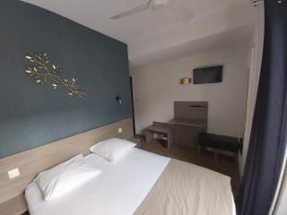 Hôtel Eiffel Kensington - Parijs - 9
