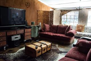 Honey Farm Rustic Country Get Away - 9