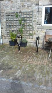 Mews Cottage - 1