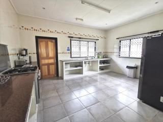 CHEZ MARVA Grande Villa COCO 3 à 12 personnes - La Digue - 1