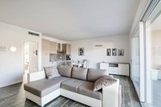 Silvia Lenno House - The House Of Travelers - 8