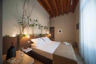 Antica Dimora Luxury Rooms - 9
