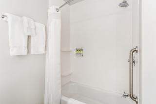 Holiday Inn Express & Suites St. Louis - Chesterfield by IHG - Chesterfield - 2